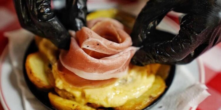 Je Suis Raclette: la propuesta gastronómica que ofrece platos típicos suizos y no te podés perder