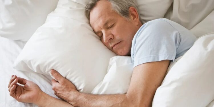 Por qué dormir mejor reduce el riesgo de padecer demencia
