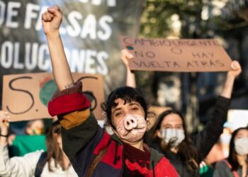 Soy vegano, pero a veces ‘peco’ con la carne. ¿Qué le está pasando al veganismo?