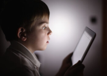 Epidemia de Miopía Infantil: ¿Qué Podemos Hacer?