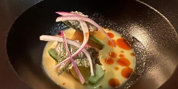 Bocabajo I Bocarriba, el restaurant oculto en un lavadero