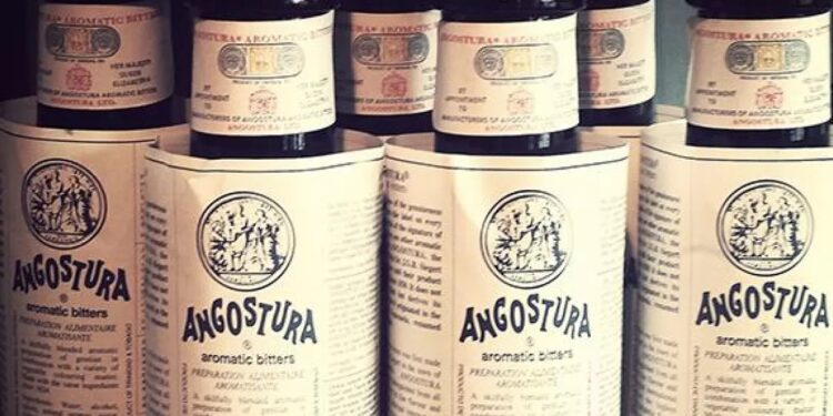 Bitter Angostura, la discreta botella que da personalidad a la coctelería