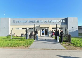 Primer examen UBA XXI en Malvinas Argentinas