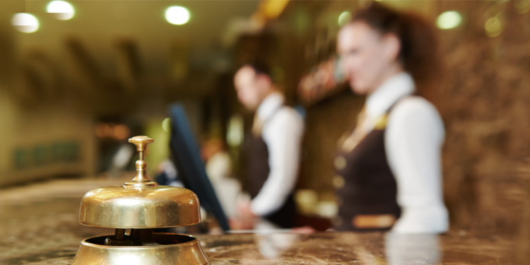 Hoteleros preocupados por una norma «imposible de cumplir» que exigirá datos de clientes