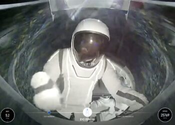 ¿Alguien vigila a los millonarios espaciales?