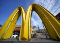 Un brote de E. coli en McDonald’s deja un muerto y al menos 49 casos en Estados Unidos