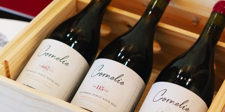 Salentein lanza Cornelie: una nueva colección de Pinot Noir que destaca la elegancia de tres clones