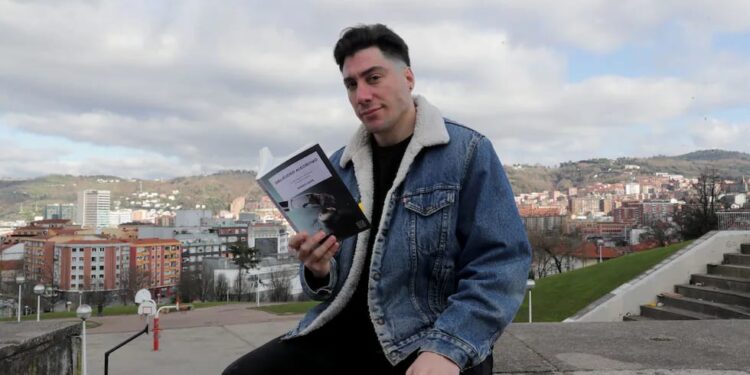 Eneko Axpe, el físico vasco que diseña menús para astronautas: “Mi madre cocina con ChatGPT”