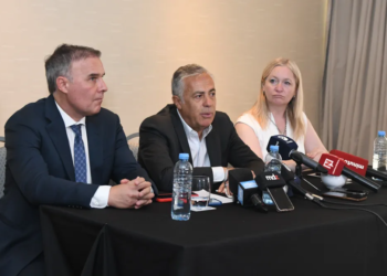 Cornejo habló del turismo: «Hay que ser patriota para venir a Mendoza en enero»