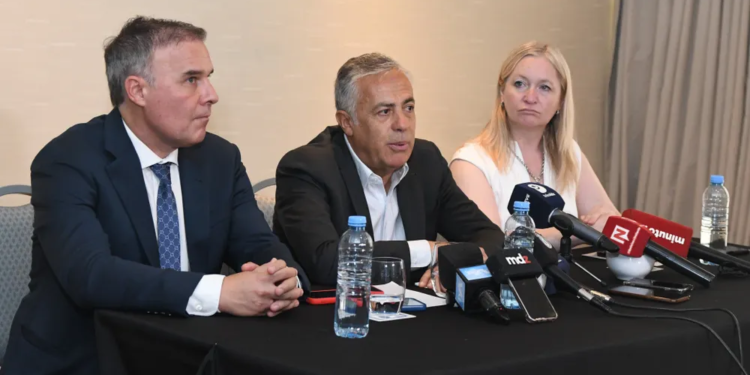 Cornejo habló del turismo: «Hay que ser patriota para venir a Mendoza en enero»