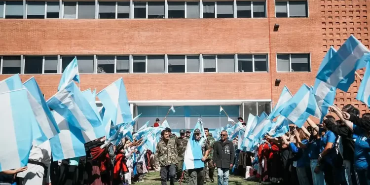 Malvinas argentinas rindió homenaje a los héroes de la gesta de malvinas en su 43° aniversario