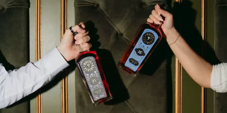 El mejor whisky escocés mezclado del mundo, según los World Whiskies Awards