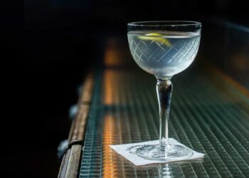 Dos cocktails de raigambre argenta. A pocas jornadas del Día Mundial del Cóctel, te contamos la historia de dos exponentes de la barra criolla.