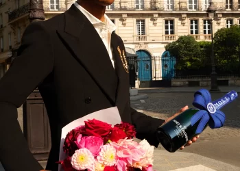 Moët & Chandon y Pharrell Williams lanzan toda una obra de arte en forma de botella para celebrar los cumpleaños