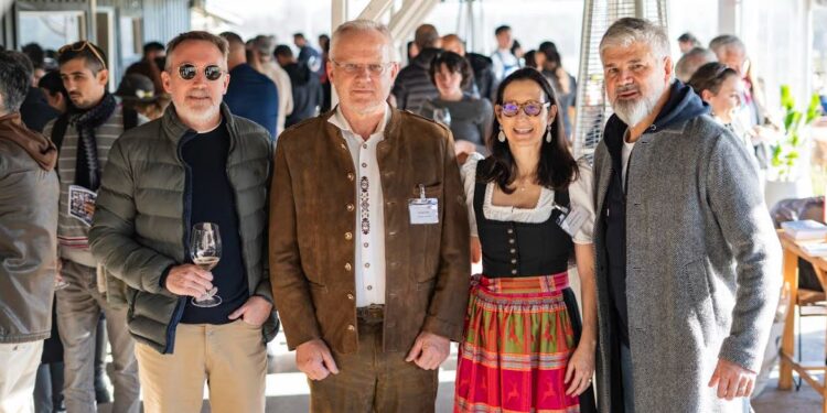 Austria descorcha en Campana: Bodega Gamboa y la Embajada de Austria celebraron una feria que promete futuro para sus vinos en Argentina