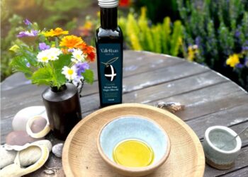 Reino Unido lanza su primer aceite de oliva nacional: “Todo se armó durante una conversación de borrachos en un pub”