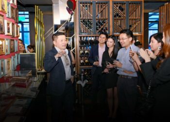 La primera exposición de artefactos del vino en China cuenta una historia más allá de la botella