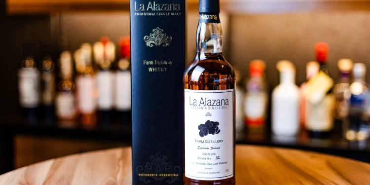 La Alazana: el whisky de la Patagonia que conquista el mundo desde las entrañas de la cordillera de los Andes