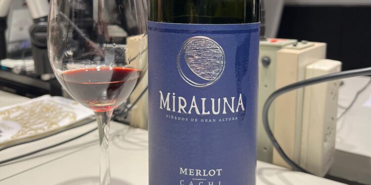 Miraluna Merlot 2021
