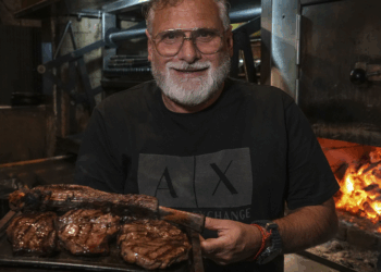 En Liniers, la parrilla que eligen los futbolistas y que ofrece asado especial, entraña y otras carnes premium a precios accesibles