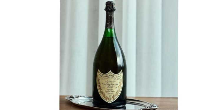 Un Dom Pérignon histórico: el champán de la boda de Carlos y Diana saldrá a subasta por hasta 80.000 euros