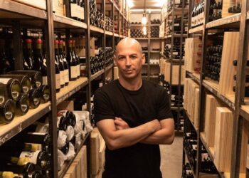 La Ciudad distingue a Pablo Rivero: el hombre que llevó la parrilla argentina al mundo