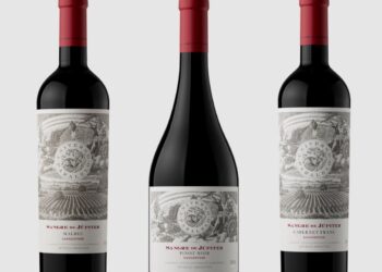 Sangre de Júpiter, la flamante línea inicial de Universo Paralelo