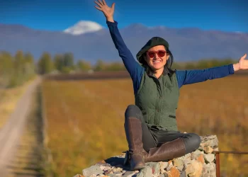 En la mesa con la Dra. Laura Catena, figura destacada del panorama vitivinícola argentino