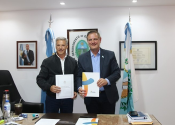 Madariaga firmó un convenio de cooperación y desarrollo productivo con General Alvear, Mendoza