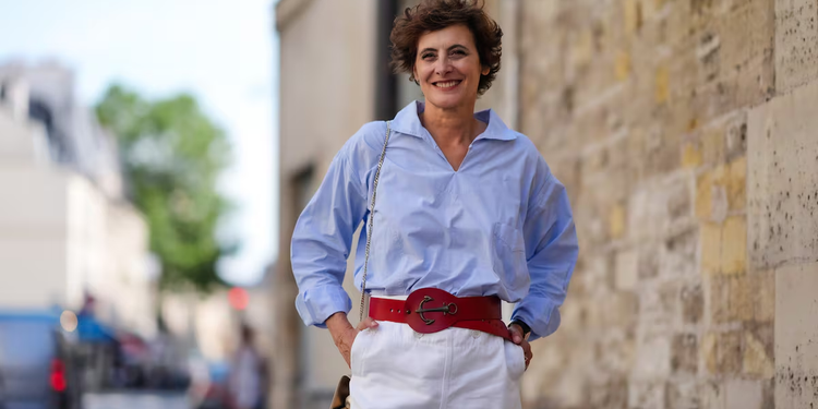 Inès de la Fressange: “Cuando era niña, una mujer de 60 años era una abuela con moño. Hoy hace deporte, sale a cenar, es activa”