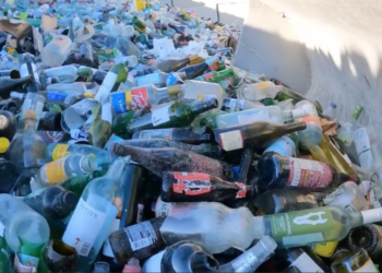 ¿El futuro del vino será con botellas reutilizables? El debate que comienza en California y podría llegar a Sudamérica