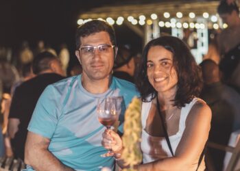 ¿Por qué seguimos comprando vino?